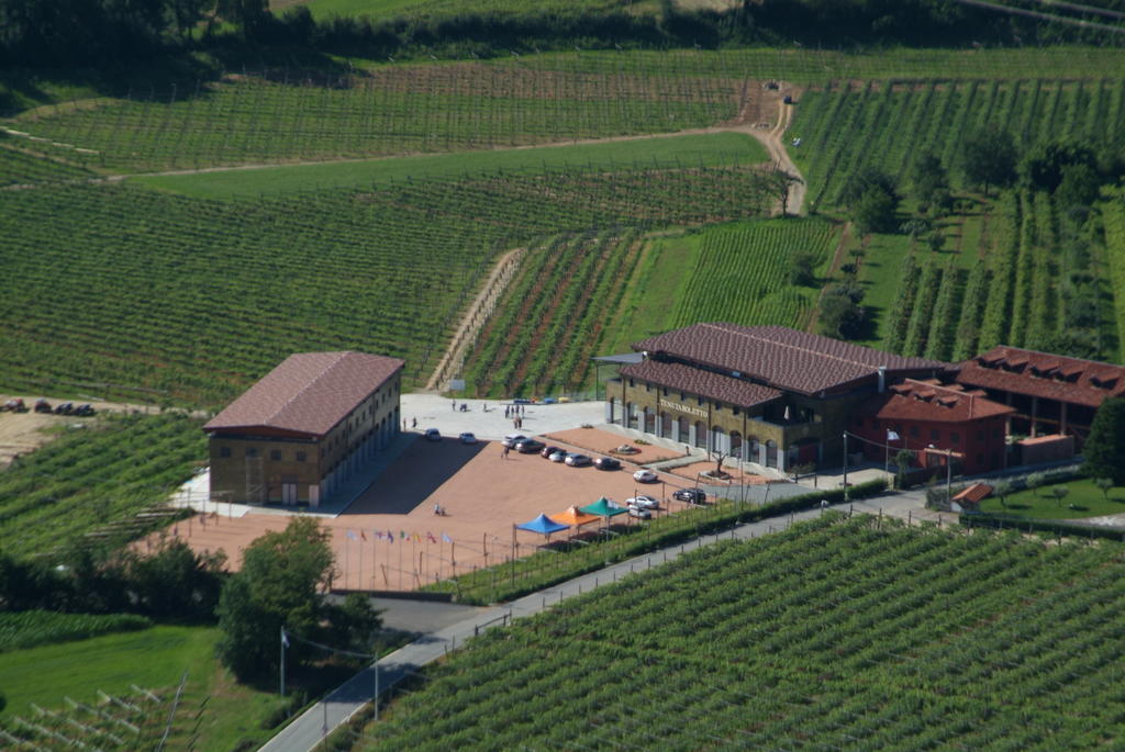 Tenuta Roletto Cuceglio ภายนอก รูปภาพ